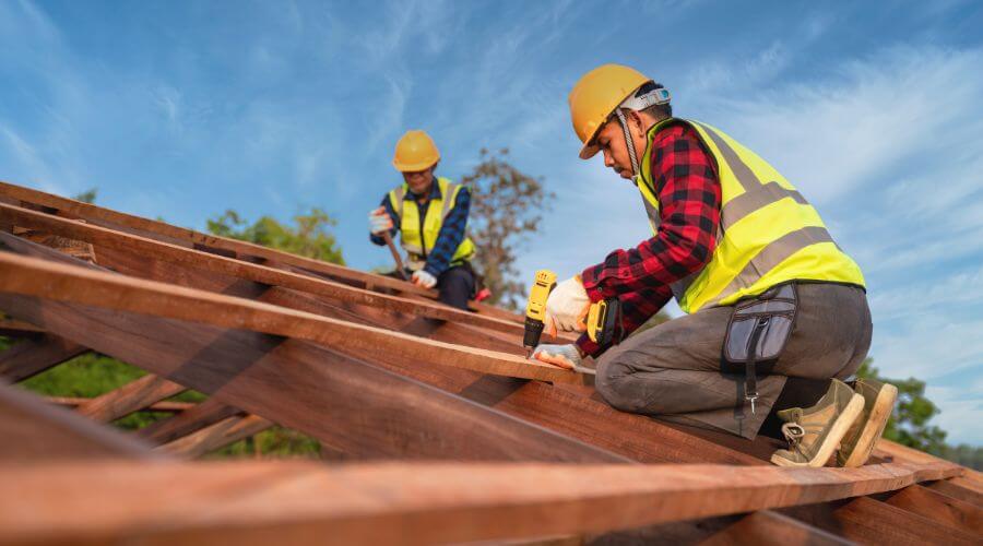 Owens Corning roofing contractor in Lonetree, WY